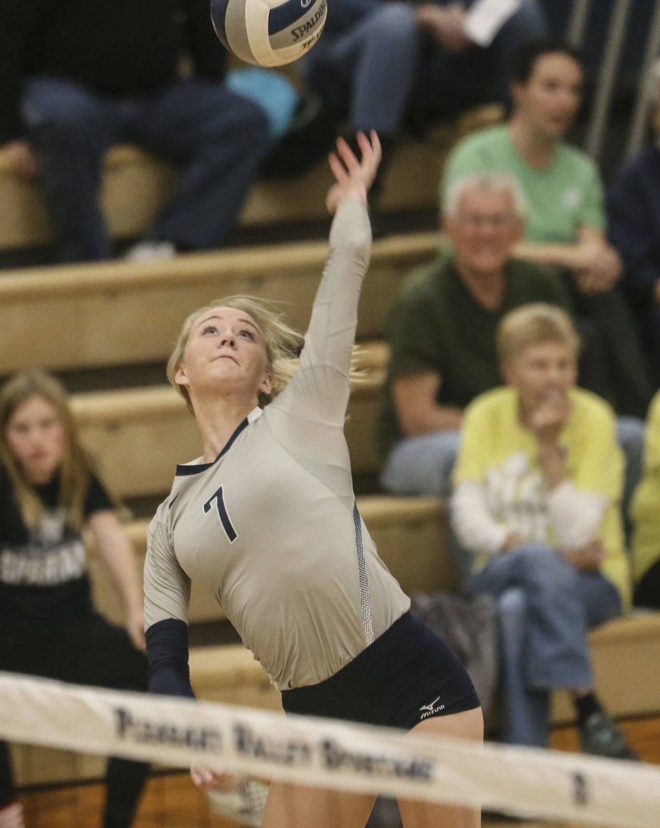 110419-qct-spt-bett-pv-vball-31.jpg